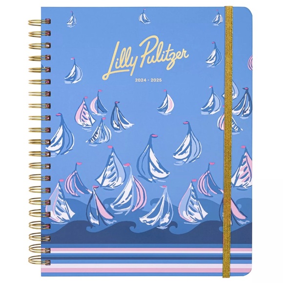 Lilly Pulitzer Daily Planner Dated August 2024 - December 2025 Weekly Agenda - Picture 2 of 11